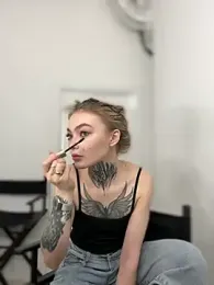 AriWild stripchat stream image