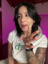 Ale_Lewis stripchat stream image