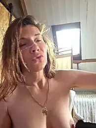 Lina_lou4 stripchat stream image