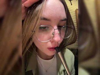 Milkaff- bongacams stream image