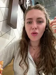 MariiD stripchat stream image