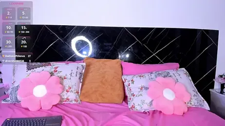 EmilyyGomez stripchat stream image