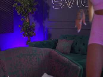 RaquelleVon bongacams stream image