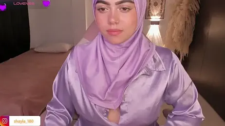 shayla_18 stripchat stream image