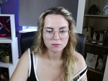 Soft-Zoey bongacams stream image