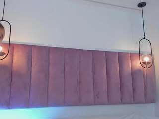 dulce-small camsoda stream image