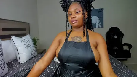 Renee-18 stripchat stream image