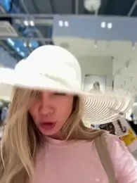 LavenderHot stripchat stream image