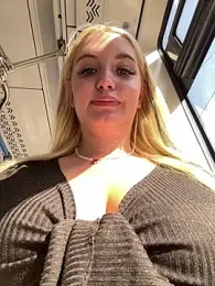 Milkyy_wway stripchat stream image