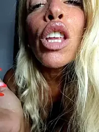 Weloveblue stripchat stream image