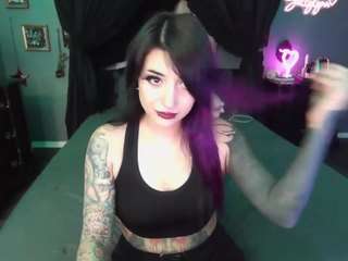 sallylynn camsoda stream image