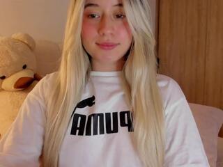Amy Blondes flirt4free stream image, 07.07.2025 21:10