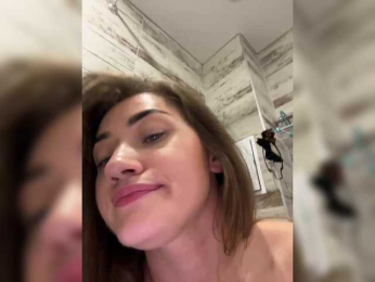 juicy-peachh bongacams stream image