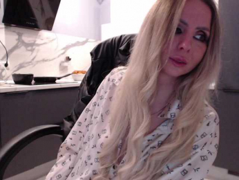blondalina bongacams stream image