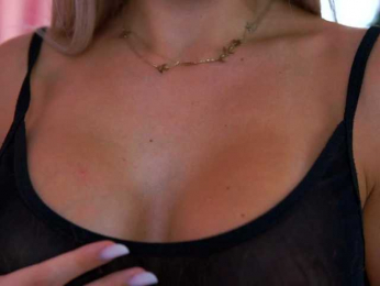 ArtTeasee bongacams stream image