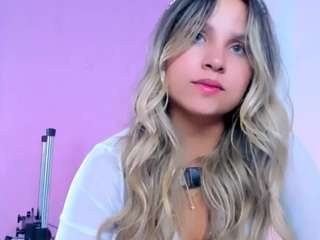 vaiolet-rose camsoda stream image