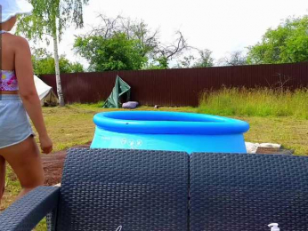 misss-vikki bongacams stream image