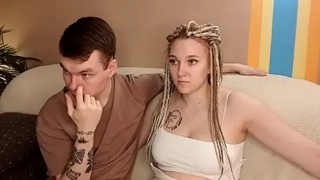 julielourens stripchat stream image