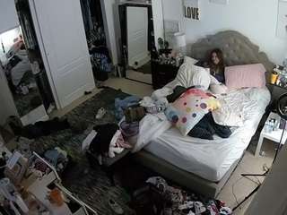 voyeurcam-hornyhostel-02 camsoda stream image