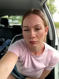 LavenderHot stripchat stream image