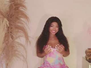 alison-mooon camsoda stream image