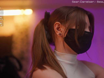 arimass bongacams stream image