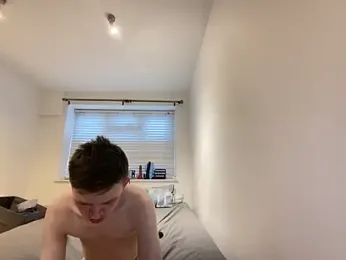 curvy_crystal stripchat stream image