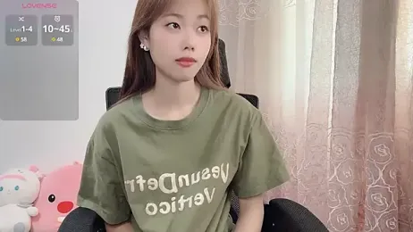 Lvy--v stripchat stream image