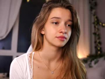 little_poetry chaturbate stream image