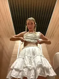 Lia__Love stripchat stream image