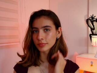 Alma Queen flirt4free stream image