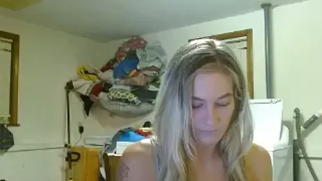 missymilf stripchat stream image
