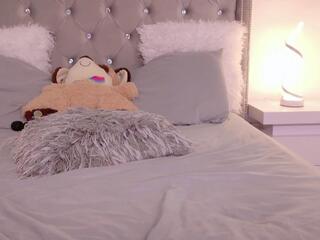 Julia Summers flirt4free stream image