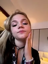 Cutiepiespanks stripchat stream image