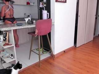 karlyee camsoda stream image