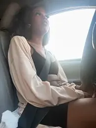 mismialove stripchat stream image