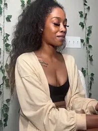 mismialove stripchat stream image