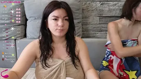 Vika_loves_you stripchat stream image