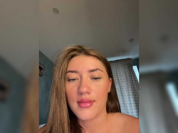 juicy-peachh bongacams stream image