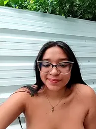 -VICKKY stripchat stream image