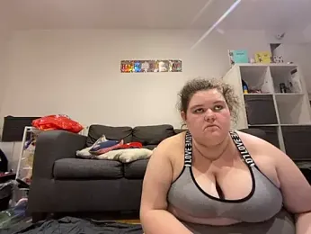 curvy_crystal stripchat stream image