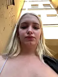 Milkyy_wway stripchat stream image