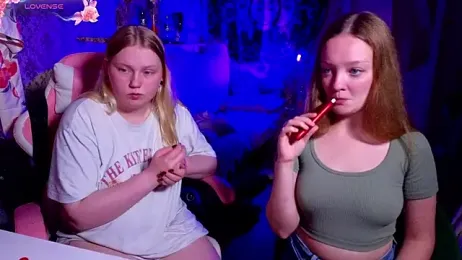 Radiants_two stripchat stream image