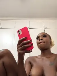 LuciousLips96 stripchat stream image