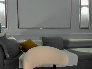 Shu flirt4free stream image