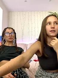 HotCaramellsTV stripchat stream image