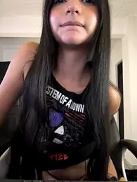 aly_golden_ stripchat stream image