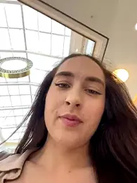 Holly_Play stripchat stream image