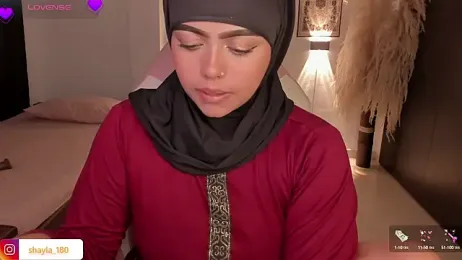 shayla_18 stripchat stream image