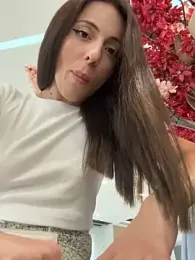 Yesmoree stripchat stream image